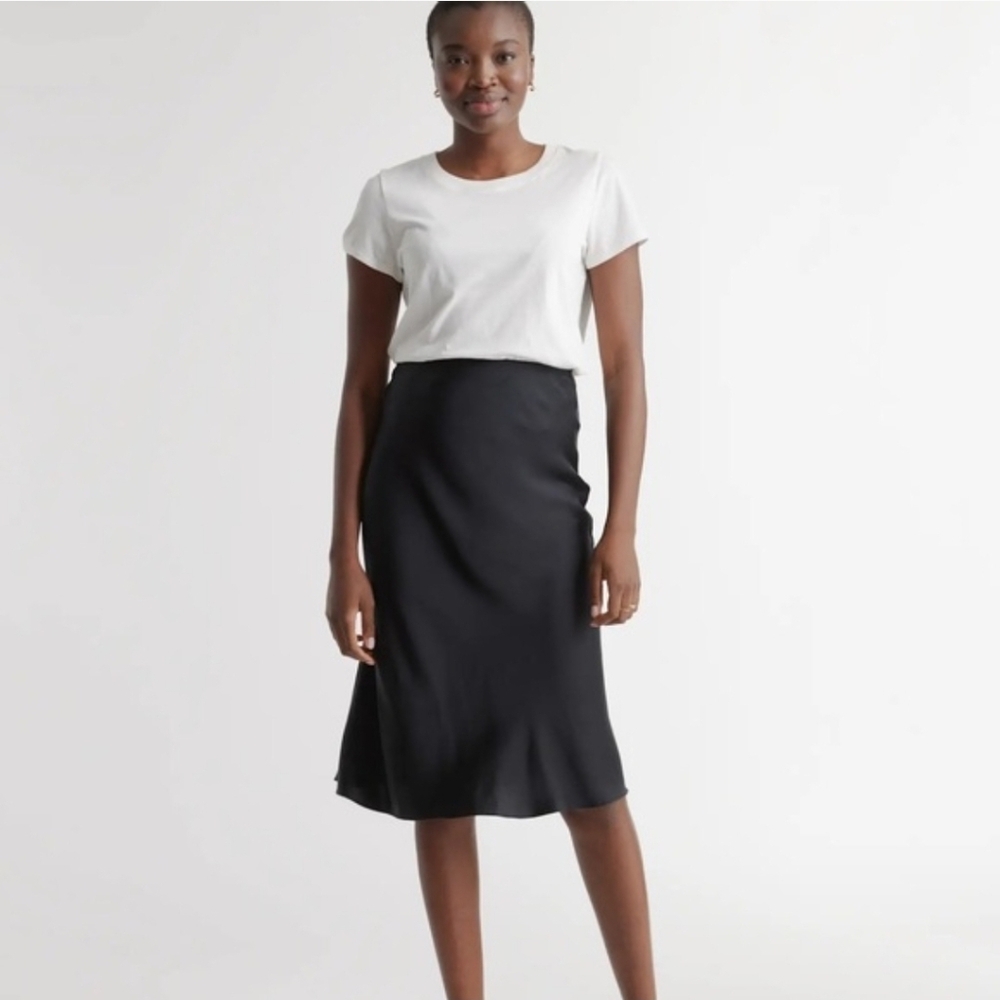 Quince 100% Silk Midi Skirt Black Size Small Washable Silk Skirt - Picture 6 of 7